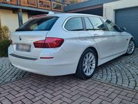 Gebraucht BMW 520 190 PS (139 kW) 2016 Weiß Kombi