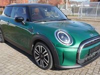 Gebraucht Mini Cooper 136 PS (100 kW) 2022 Grün Kleinwagen