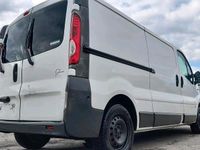Gebraucht Opel Vivaro 114 PS (83 kW) 2010 Weiß Van / Kleinbus