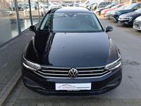 Gebraucht VW Passat 150 PS (110 kW) 2022 Schwarz Kombi