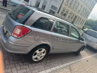 Gebraucht Opel Astra 105 PS (77 kW) 2005 Silber Kombi