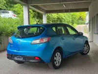 Gebraucht Mazda 3 Active 105 PS (77 kW) 2010 Arktosblau metallic Kleinwagen