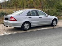 Gebraucht Mercedes C180 143 PS (105 kW) 2005 Brillantsilber  metalliclack Limousine