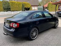 Gebraucht VW Jetta 140 PS (102 kW) 2006 Schwarz Limousine