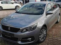 Gebraucht Peugeot 308 Allure 131 PS (96 kW) 2021 Grau Kombi