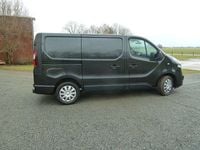 Gebraucht Opel Vivaro 140 PS (102 kW) 2016 Schwarz Van / Kleinbus