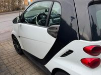 Gebraucht Smart ForTwo Coupé 71 PS (52 kW) 2012 Weiß Coupé