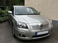 Gebraucht Toyota Avensis Executive 163 PS (119 kW) 2006 Silber Limousine