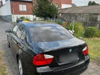 Gebraucht BMW 318 Basis 143 PS (105 kW) 2007 Schwarz Limousine