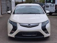 Używany Opel Ampera Edition 151 KM (111 kW) 2012 Biały Hatchback