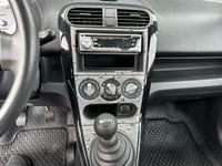 Gebraucht Suzuki Splash 65 PS (47 kW) 2011 Grün Kleinwagen