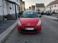 Gebraucht Renault Clio 75 PS (55 kW) 2012 Rot Kleinwagen