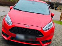 Gebraucht Ford Fiesta ST 182 PS (133 kW) 2015 Rot Kleinwagen