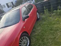 Usata Seat Leon 105 CV (77 kW) 2000 Rosso Utilitaria
