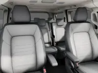 Neu VW Caravelle Style 150 PS (110 kW) 2026 Midnight black metallic midnight black metallic Van
