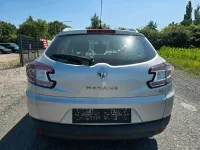 Gebraucht Renault Mégane GrandTour 106 PS (77 kW) 2010 Grau Kombi