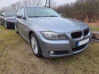 Gebraucht BMW 320 177 PS (130 kW) 2010 Silber Kombi
