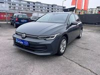 Gebraucht VW Golf VIII 116 PS (85 kW) 2024 Grau Limousine