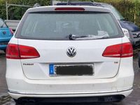 Gebraucht VW Passat Highline 160 PS (117 kW) 2011 Weiss Kombi