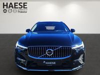 Gebraucht Volvo XC60 Plus 197 PS (144 kW) 2022 Onyx black / metallic SUV