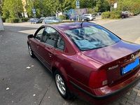 Gebraucht VW Passat Basis 125 PS (91 kW) 2000 Limousine