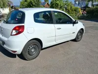 Gebraucht Renault Clio 75 PS (55 kW) 2009 Weiß Kleinwagen
