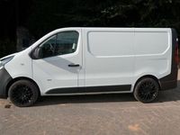 Gebraucht Opel Vivaro S 121 PS (88 kW) 2016 Weiß Van / Kleinbus