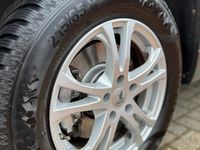 Gebraucht VW Tiguan 140 PS (102 kW) 2011 Schwarz SUV