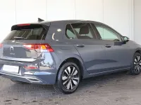 Gebraucht VW Golf VIII Move 150 PS (110 kW) 2024 Grau Limousine