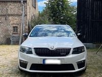 Gebraucht Skoda Octavia RS 184 PS (135 kW) 2014 Weiß Kleinwagen