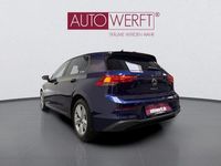 Gebraucht VW Golf VIII Life 150 PS (110 kW) 2023 Atlantik blue metallic Limousine