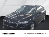 Gebraucht Skoda Scala Essence 95 PS (69 kW) 2025 Schwarzmagic perleffekt Kleinwagen