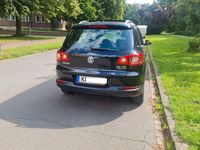 Gebraucht VW Tiguan 140 PS (102 kW) 2011 Schwarz SUV