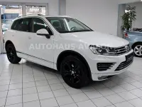 Gebraucht VW Touareg Executive 262 PS (192 kW) 2017 Pure white SUV