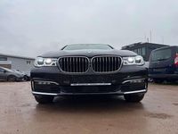 Gebraucht BMW 740 320 PS (235 kW) 2017 Black sapphire metallic Limousine