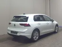 Gebraucht VW Golf VII Life 131 PS (96 kW) 2021 Weiß Kleinwagen