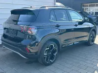 Neu VW T-Cross R-line 116 PS (85 kW) 2025 Deep black perleffekt SUV