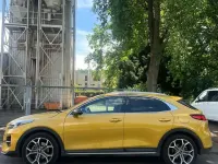 Gebraucht Kia XCeed Xdition 140 PS (102 kW) 2020 (yqm) quantumgelb met. SUV