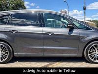 Gebraucht Ford S-MAX S 239 PS (175 kW) 2015 Grau Van / Kleinbus