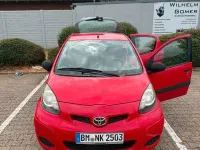 Gebraucht Toyota Aygo 68 PS (50 kW) 2009 Rot Kleinwagen