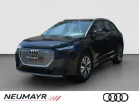Gebraucht Audi Q4 e-tron Ambiente 194 kW (265 PS) 2023 Mythosschwarz metallic SUV