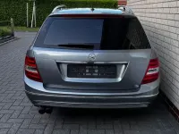 Gebraucht Mercedes C200 Elegance 136 PS (100 kW) 2012 Grau Limousine