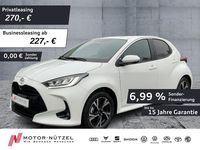 Neu Toyota Yaris Hybrid 116 PS (85 kW) 2025 Weiß Limousine