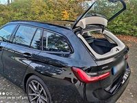 Gebraucht BMW 320 190 PS (139 kW) 2022 Schwarz Kombi