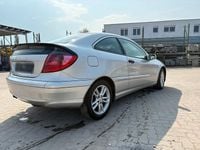 Gebraucht Mercedes C180 129 PS (94 kW) 2002 Silber Coupé