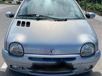 Second-hand Renault Twingo 75 CP (55 kW) 2003 Argintiu Hatchback