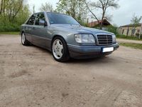 Gebraucht Mercedes E300 220 PS (161 kW) 1992 Grau Limousine
