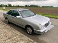 gebraucht Mercedes E200 CDI Classic Automatik 1Hand