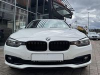 Gebraucht BMW 318 Advantage 136 PS (100 kW) 2017 Weiß Limousine