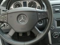 Gebraucht Mercedes B180 109 PS (80 kW) 2010 Silber Van / Kleinbus